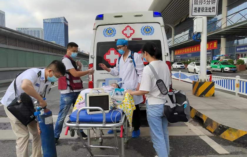 牙克石市救护车出租公司